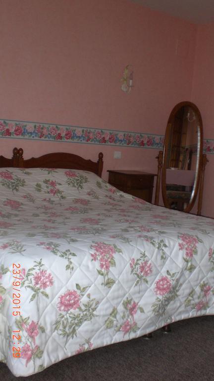 Auberge De L'Atre Quarré-les-Tombes Pokój zdjęcie