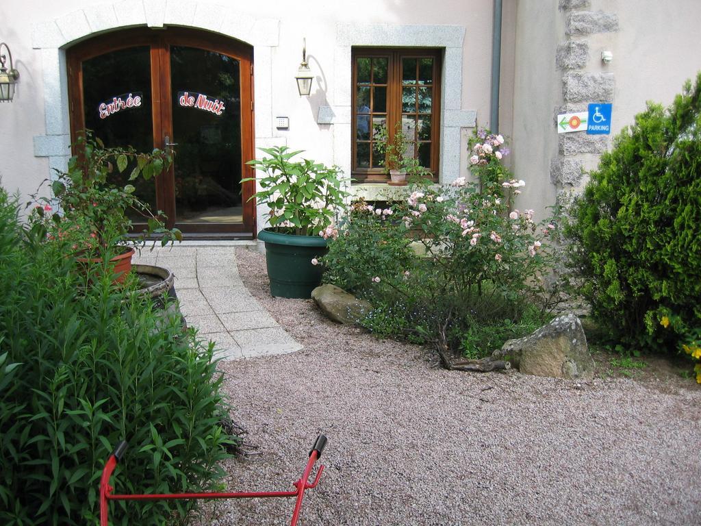 Auberge De L'Atre Quarré-les-Tombes Zewnętrze zdjęcie