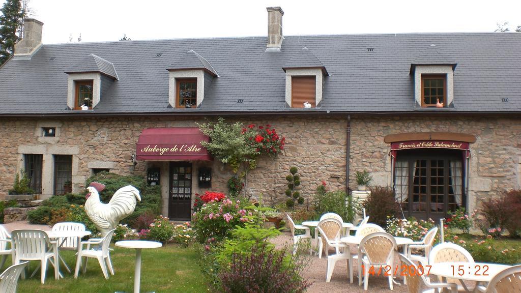 Auberge De L'Atre Quarré-les-Tombes Zewnętrze zdjęcie